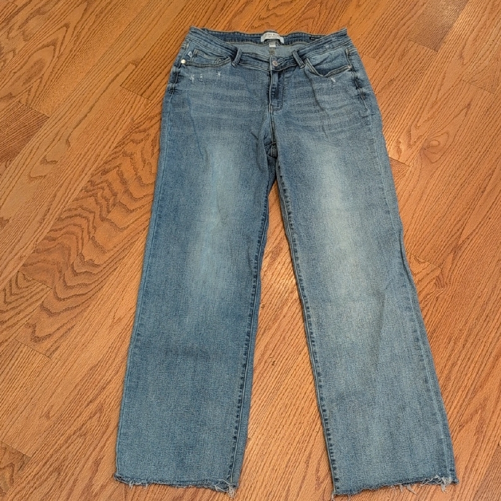 Judy Blue Straight Leg Blue Jeans